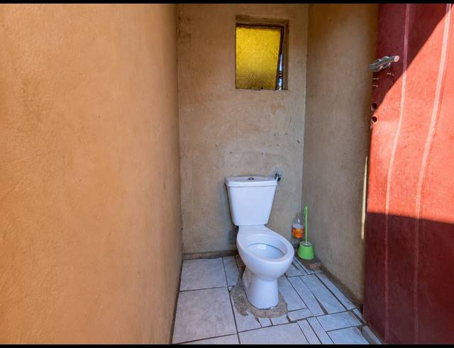4 BEDROOM HOUSE FOR SALE IN VEREENIGING CENTRAL